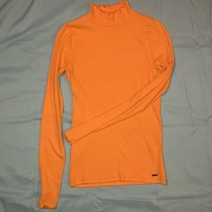 Hollister brand long sleeve tee